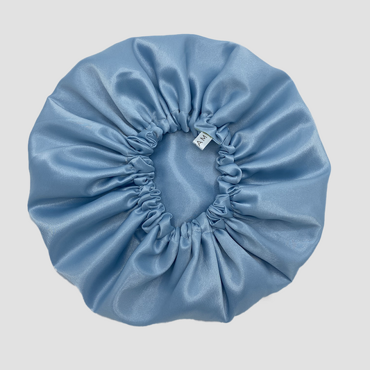 BONNET EN SATIN